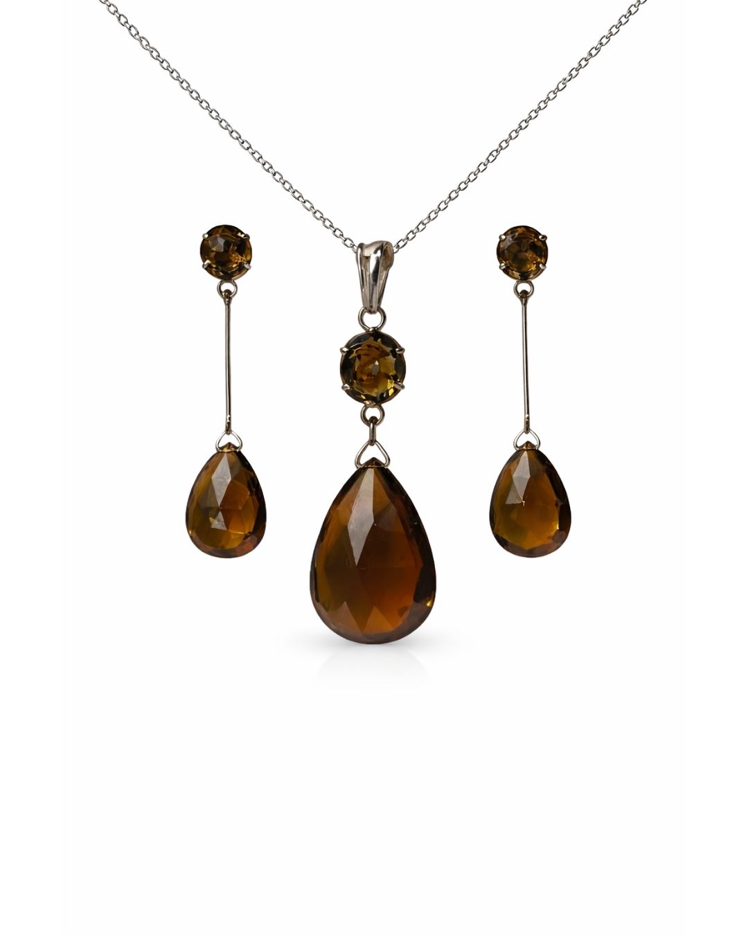 Graceful Bear Quartz Drop Sterling Silver Pendant Set
